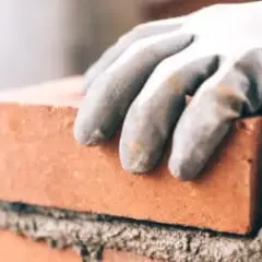 Ile schnie zaprawa murarska i co wpływa na czas schnięcia?